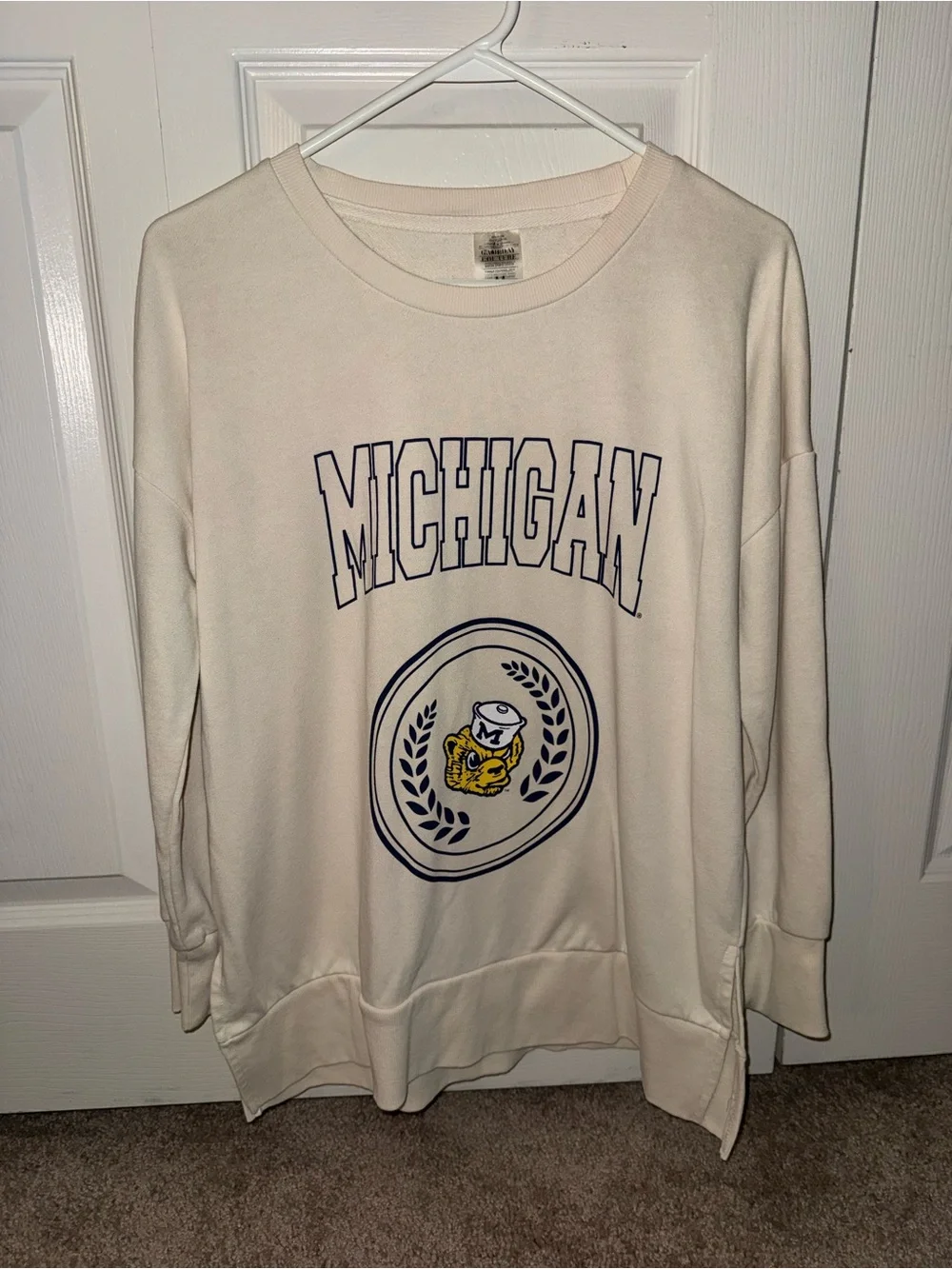 Women’s Michigan Cream Graphic Sweatshirt - University Logo Pullover